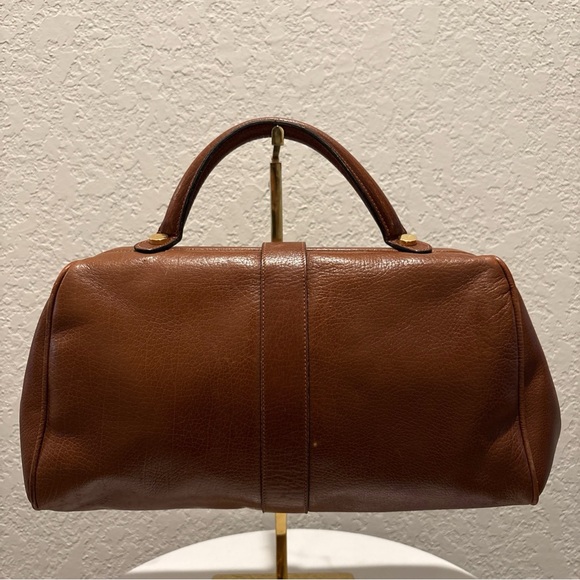 Salvatore Ferragamo Handbags - Salvatore Ferragamo Brown Leather
Satchel Hand Bag